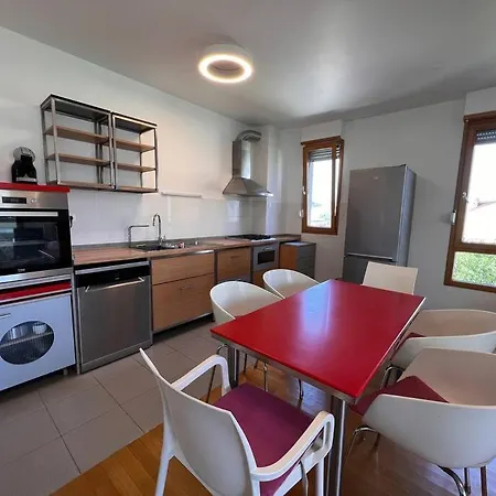 3 Bedroom “missy”with Garage Parking Split