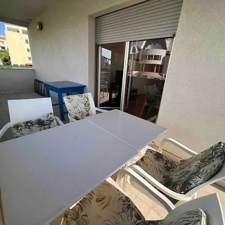 公寓 3 Bedroom “missy”with Garage Parking *